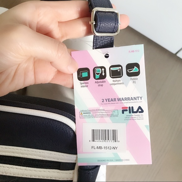 FILA Aubree Messenger bag in Navy - Picture 6 of 7